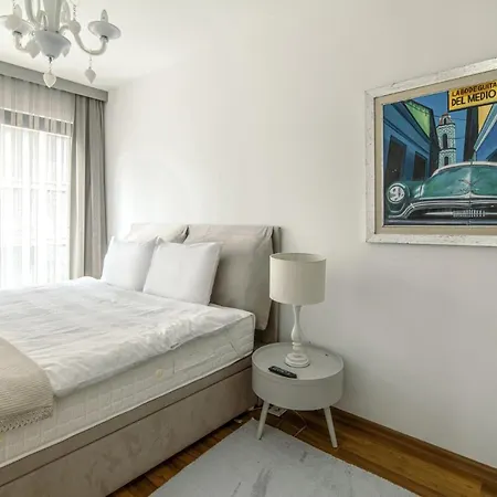 아파트 Modern Flat Near Sapphire Shopping Mall 이스탄불