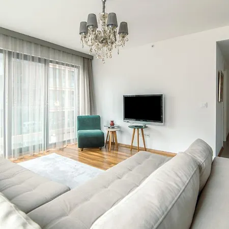 Modern Flat Near Sapphire Shopping Mall 이스탄불